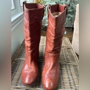 FRYE Women’s slouch boot - size 7.5, Cognac